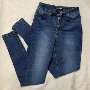 High wasted Fashion Nova jeans size 5/6